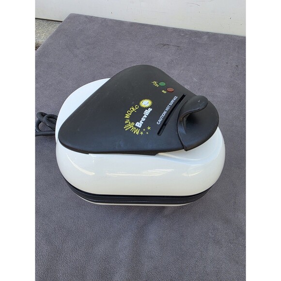 Breville Muffin Magic Muffin Maker MFM50XL Electric Baker Table Top Portable - Picture 4 of 11